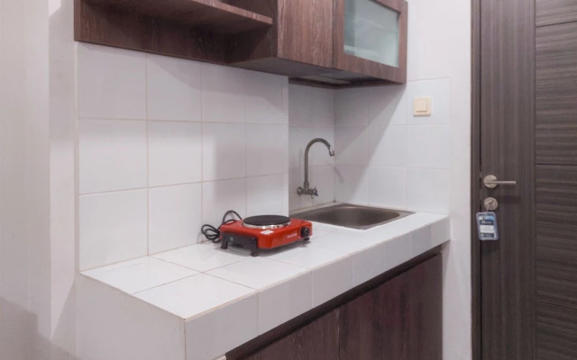 Chic And Cozy Studio Apartment At Amazana Serpong