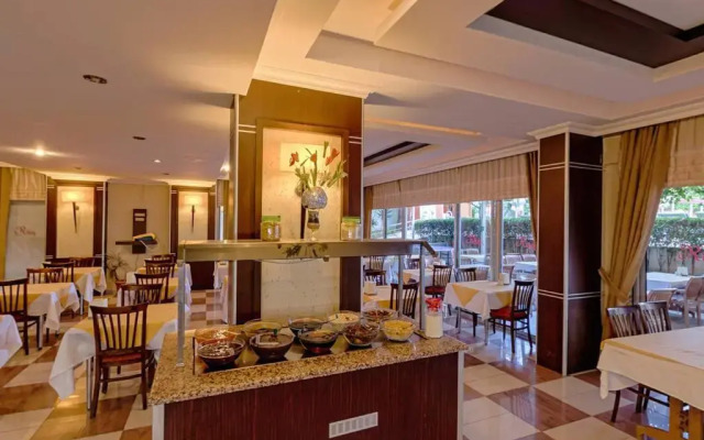 Akalia Suite Hotel & Spa