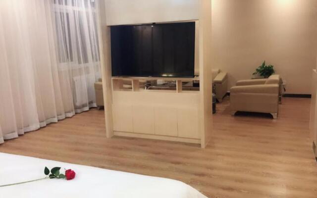 7Days Premium Ji'na Yaoqiang International Airport Branch