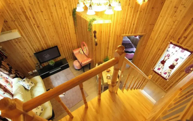 White Village Pension