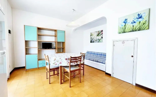 Belvilla by OYO Lovely Villa With Private Garden