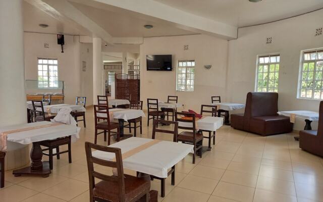 Athi Holiday Resort