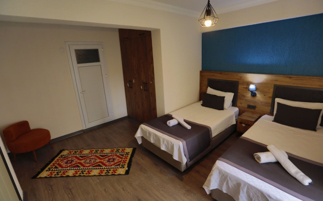 Ida Efes Hotel