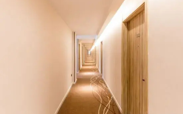 HanTing Hotel (Yancheng Qiche Beizhan)