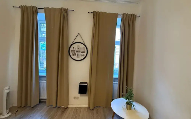 Central Vienna 3BR Apartment Comfort