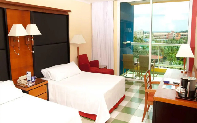 Barcelo Solymar