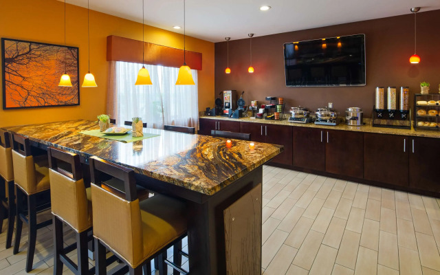 Best Western Plus Whitewater Inn