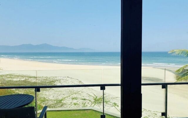Beachfront Villa in Danang Resort & Spa