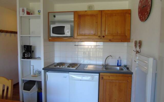 Lou Services Apartment CB70 LSI 001