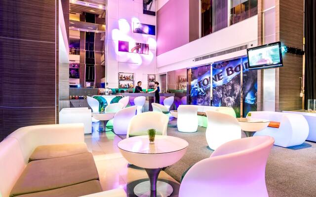 Hilton Garden Inn Bangkok Silom