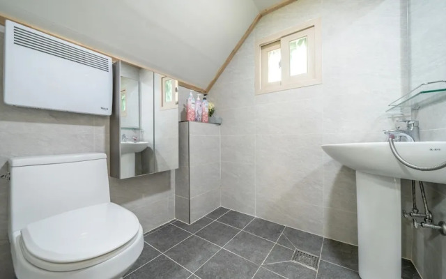 Gapyeong On The Hill Pool Villa