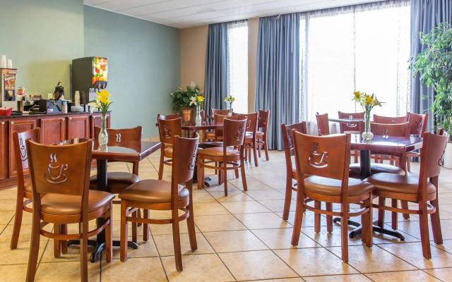 Red Roof Inn Atlanta Airport NE - Conley