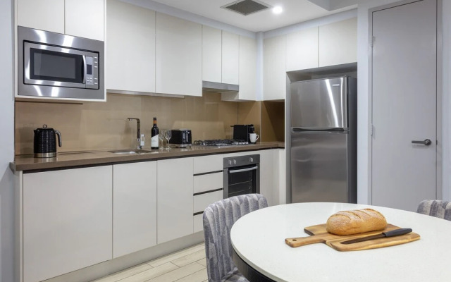 Meriton Suites North Ryde