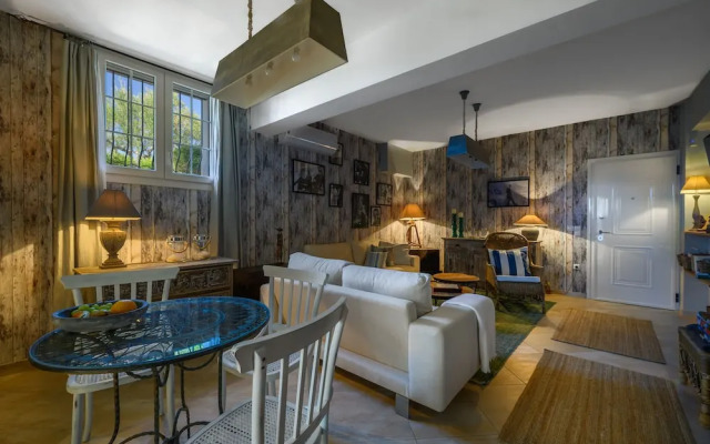 Methoni Paradise Villa for 10 & Pool