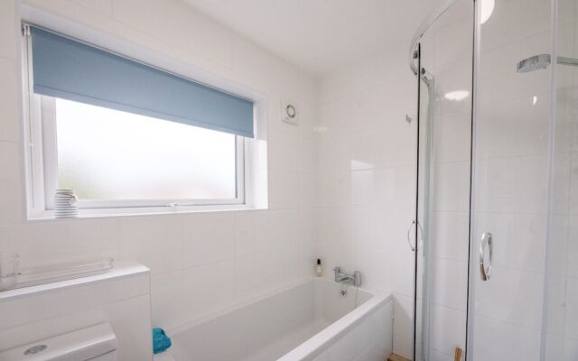 4 Sea View Walk, Pakefield