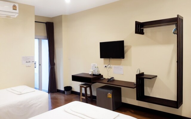 The Parawood Natrang Hotel