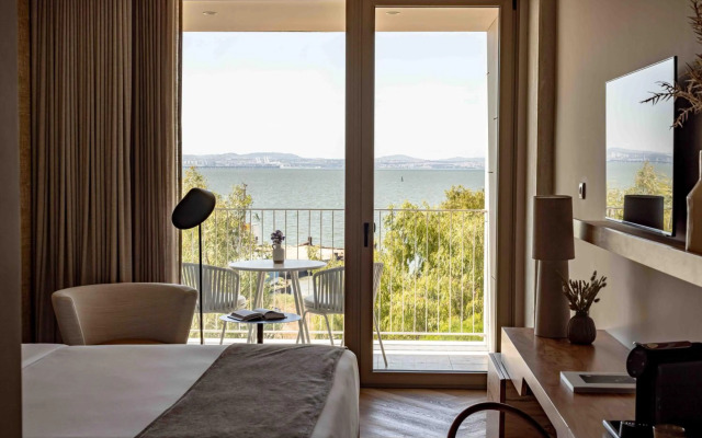 Upon Vila Hotel