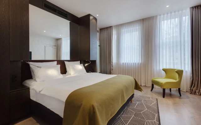 Holiday Inn Dresden - Am Zwinger by IHG