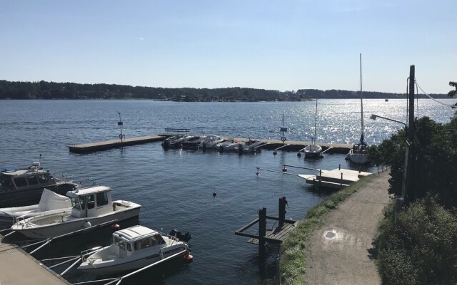 Hostel Lotsen