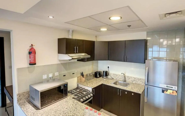 Key View - Red Residence