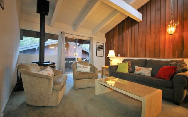 Mammoth S #132 2 Bedroom Condo