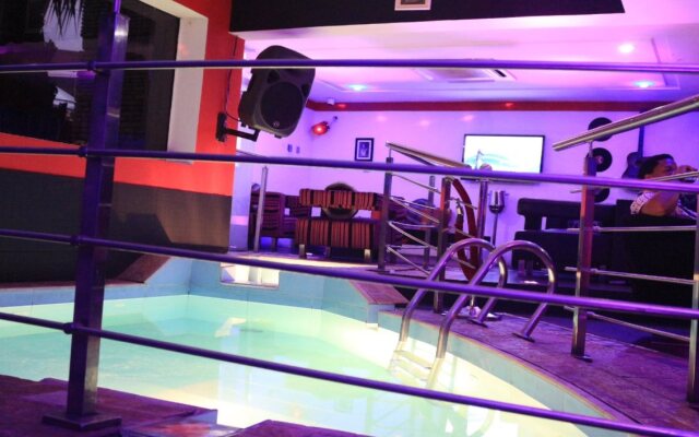The Crib Lifestyle Hotel