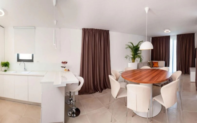 Villa Trogir Twins 2