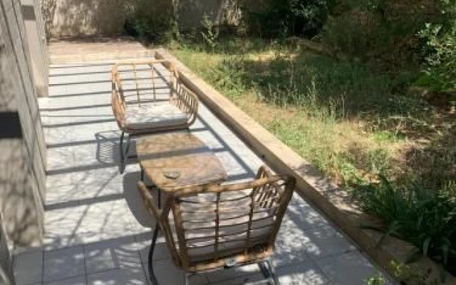 Le P'tit Rimbaud, 6 Pers, parking privé, jardin,wifi