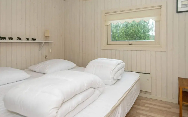 6 Person Holiday Home in Knebel