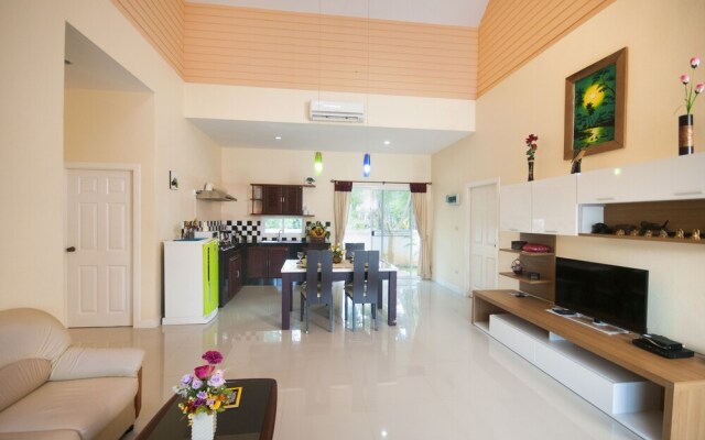 Nopparat Private Pool Villas