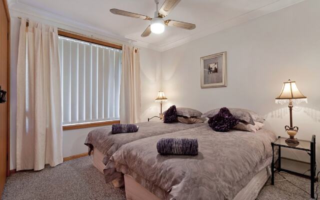 Leura Bungalow