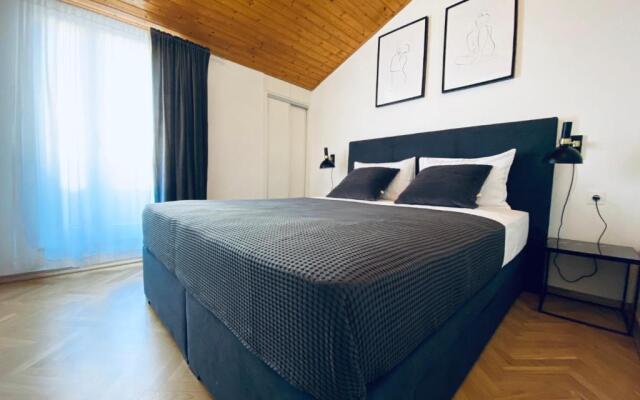 Cirjak Apartments