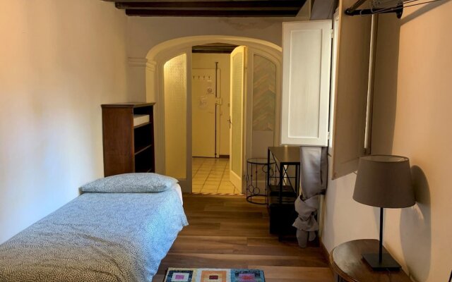Ginori C in Firenze With 3 Bedrooms and 2 Bathrooms