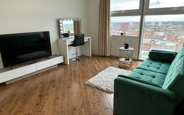 Skyline 1 Bedroom Apartment in Central Birmingham