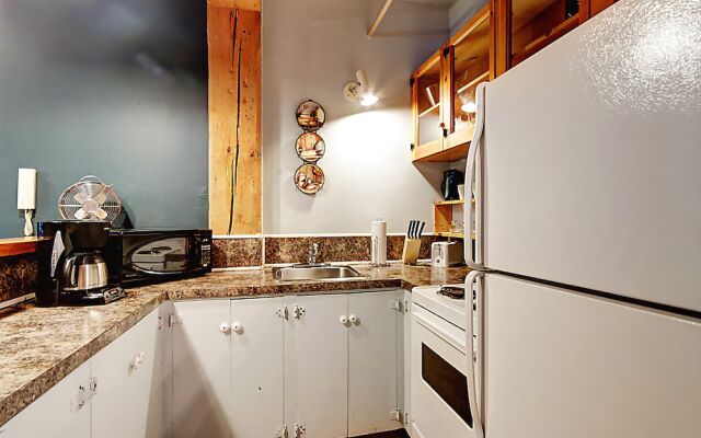 2-Story Loft on rue Saint-Pierre by Hometrotting