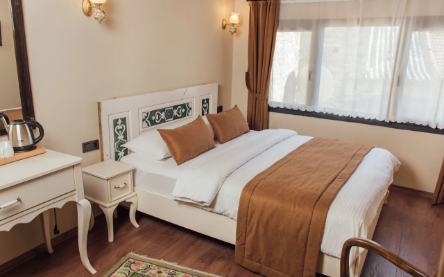 Sakli Tas Konak Otel
