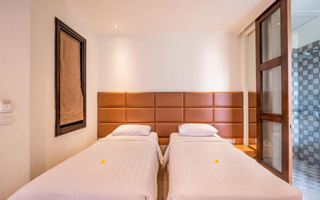 Alron Hotel Kuta Powered by Archipelago