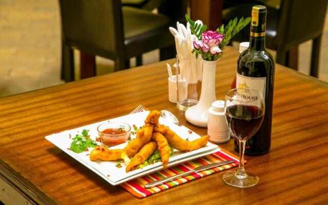 Batians Peak Serviced Apartments