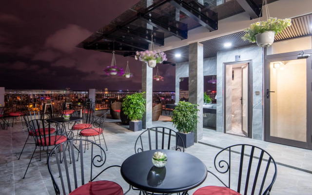 Tan Phuong Nam Hotel & Apartment