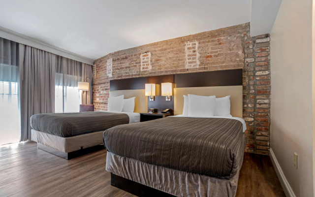 Best Western Plus St. Christopher Hotel