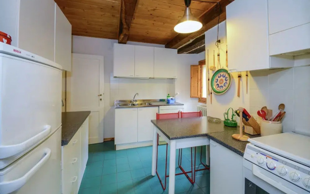 Sprawling Villa With Breathtaking Views In Emilia-Romagna