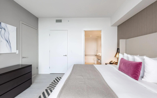 HYDE Beach House Resort Rental