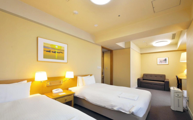 Hotel Lifort Sapporo – Guest Rooms – Sapporo