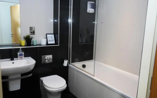 Inviting 2-bed Apartment in Sheffield
