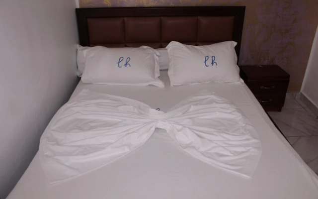 Elu Hotel Chambre Deluxe - Bonamoussadi