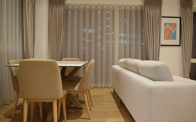 2 Bedroom Flat in Park Royal