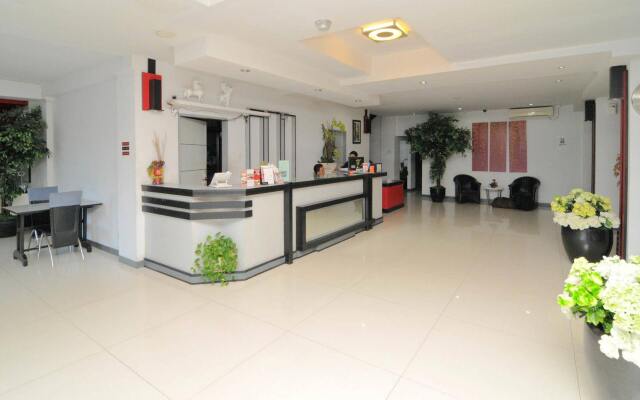 Airy Boulevard Piere Tendean Manado
