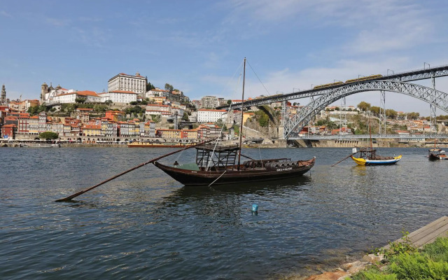 FLH Poveiros Homey Studio