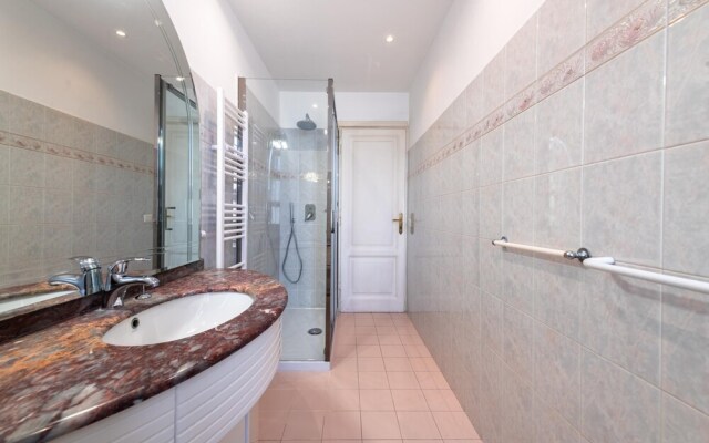 Casa Emme in Rome With 2 Bedrooms and 1 Bathrooms