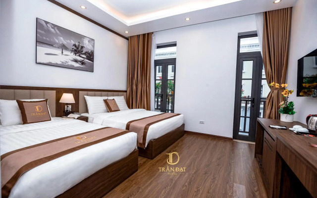Trần Đạt Hotel
